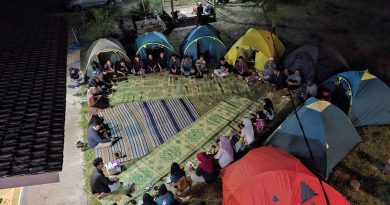 “Setelah 18 Jam, Apa yang Tersisa dari Kemah Sastra?”
